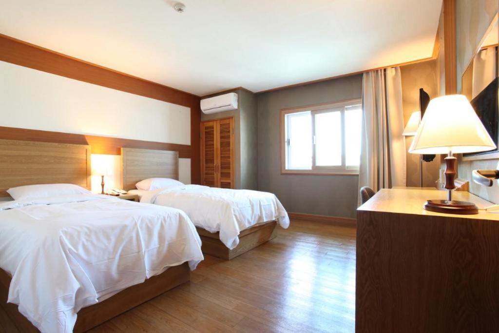 Diamond Hotel Kwangyang-dong Exterior photo